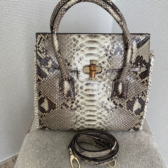 SNAKE SKIN- PHYTON ITALIAN HANDBAG NEW - Picture 7 of 16